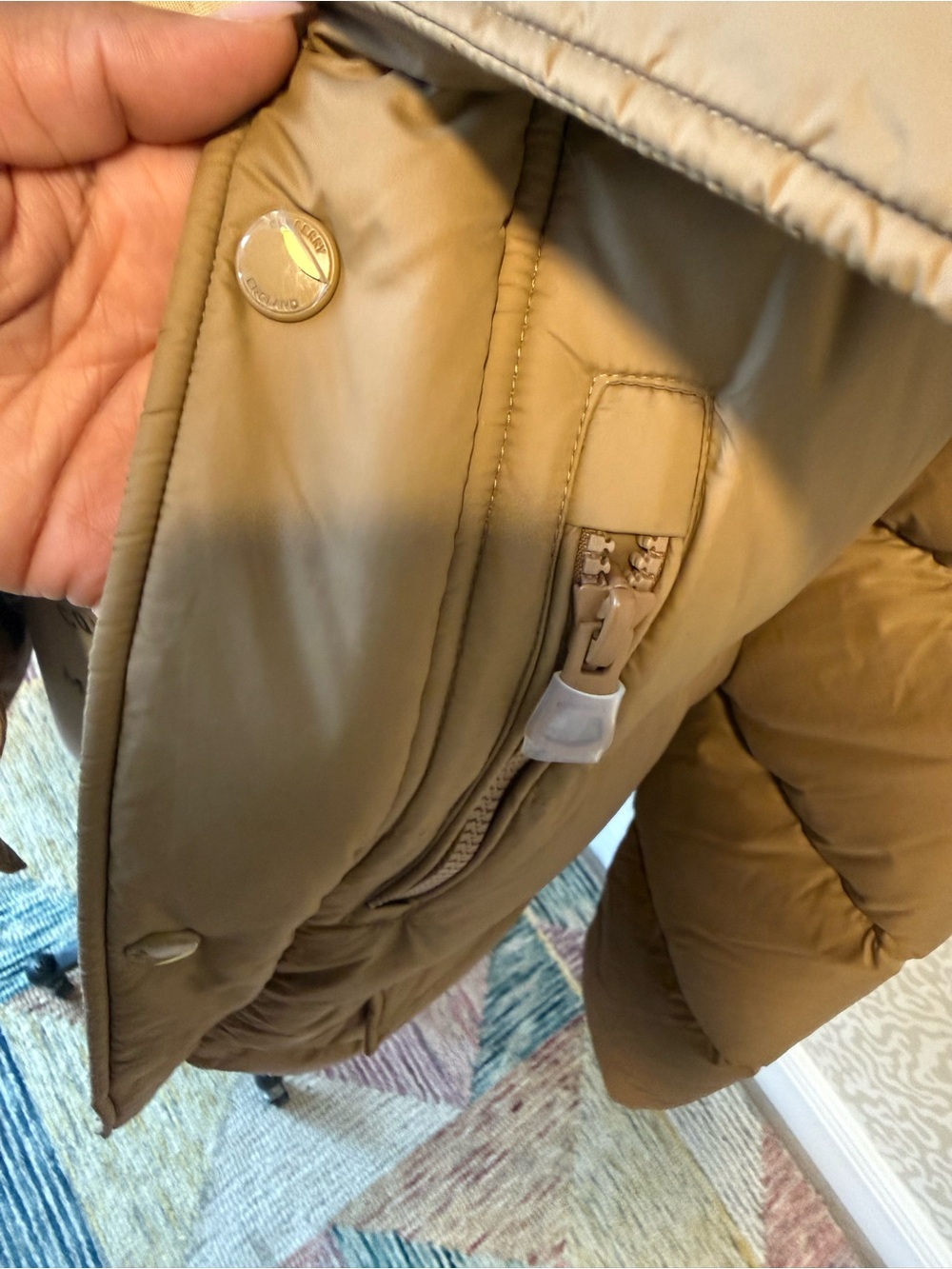 AUTHENTIC: Burberry Hooded Haworth Puffer Jacket - Picture 5 of 12